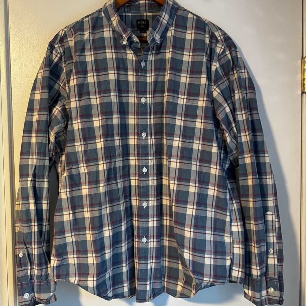 J. Crew Men’s Button down shirt (XL)